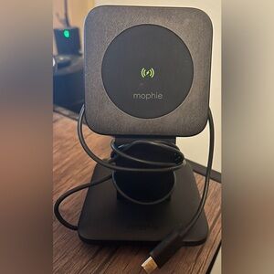 Mophie Magsafe Wireless Phone Charger